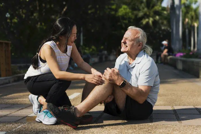 Elderly man having arthritis