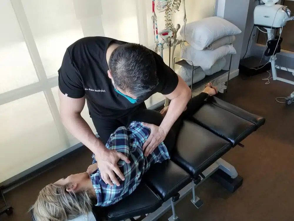 Chiropractic care treatment at Zaker Chiropractic 